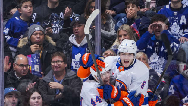 UBS Postgame Photos: Maple Leafs 3, Islanders 1