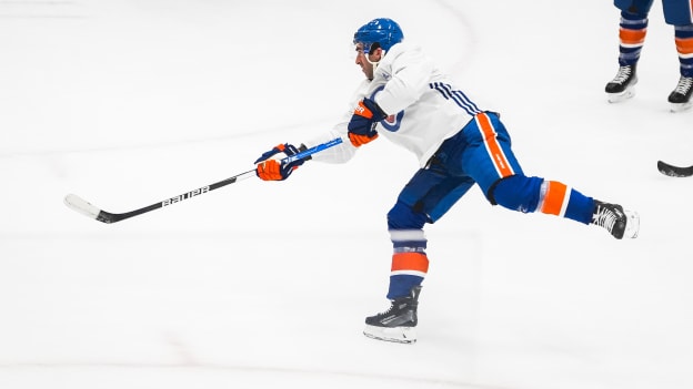 PHOTOS: Islanders Morning Skate Nov. 22, 2023