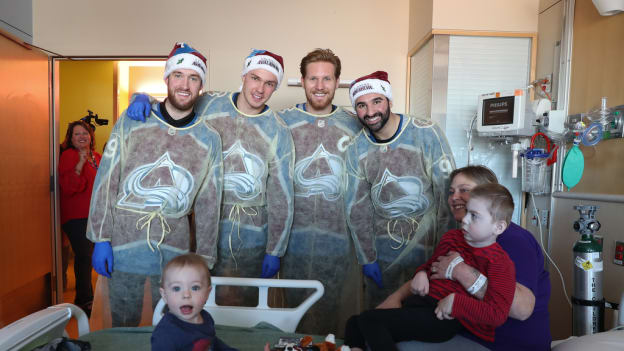 Children's Hospital Holiday Visit 2019 Community