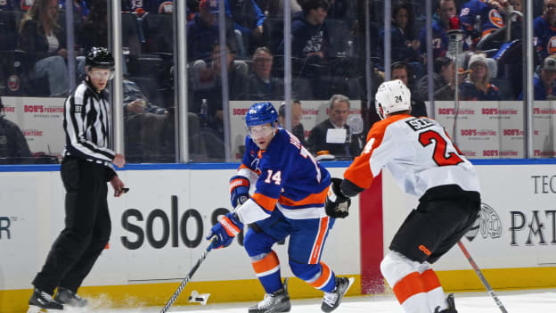 UBS Postgame Photos: Islanders 3, Flyers 1