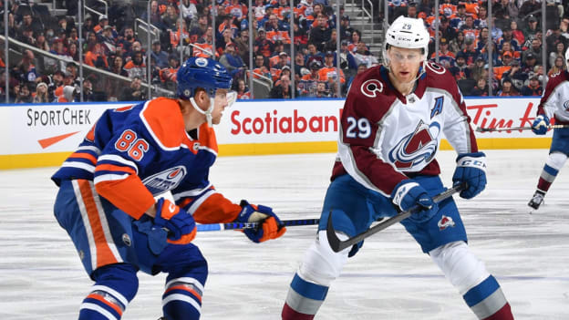 GALLERY: Oilers vs. Avalanche