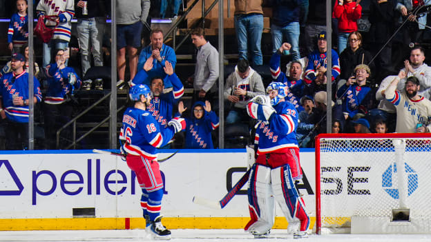 Detroit Red Wings v New York Rangers
