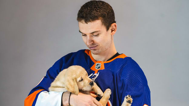 PHOTOS: Islanders 2021-22 Puppy Calendar Shoot