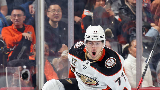 18279858_Anaheim_Ducks_v_Philadelphia_Flyers_Andrew_Taylor_(Greenfly)_20231028_195714