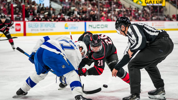 26386236_Tampa_Bay_Lightning_v_Carolina_Hurricanes_Andrew_Taylor_(Greenfly)_20241012_003616