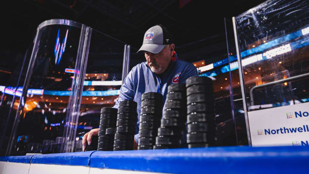 20260129_JOURNAL_EQUIPMENTSTAFF-52