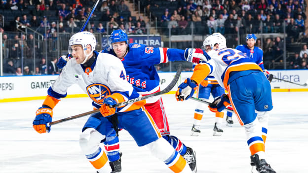 N.Y. Islanders v New York Rangers