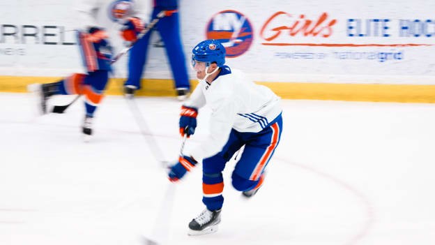 PHOTOS: Islanders Morning Skate Jan. 9