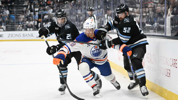 Edmonton Oilers v Utah Mammoth