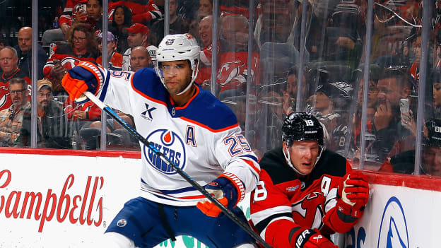 Edmonton Oilers v New Jersey Devils