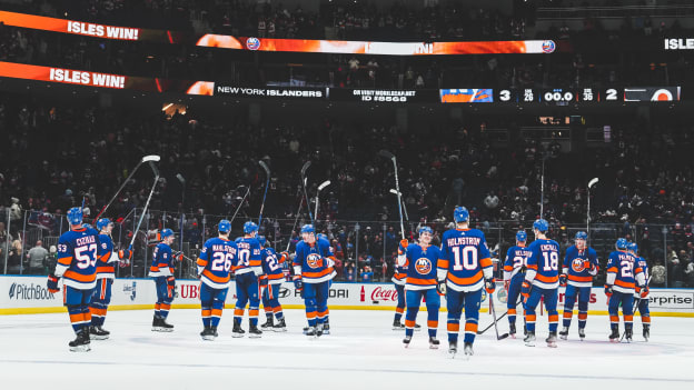 UBS Postgame Photos: Islanders 3, Flyers 2