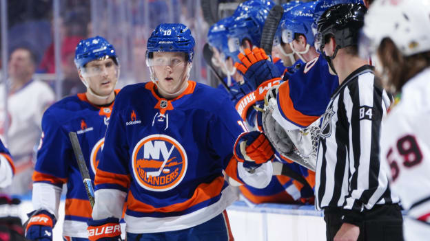 UBS Postgame Photos: Islanders 5, Blackhawks 4