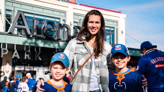 PHOTOS: Islanders Open Practice