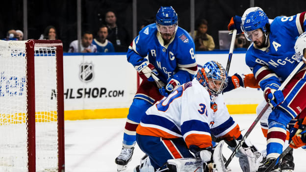 20251108_NYR_NYI_P2_GENERAL-18