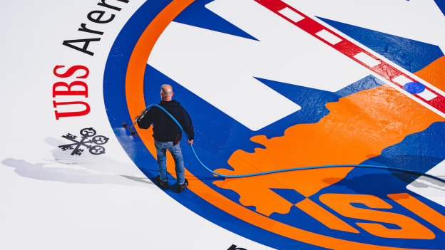 20250913_ICEIN_FIRSTCUT-75