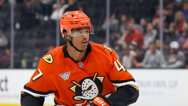 20250921_Kings_Ducks_Vasquez_0173