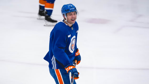 Photos: Islanders Morning Skate Dec. 5, 2023