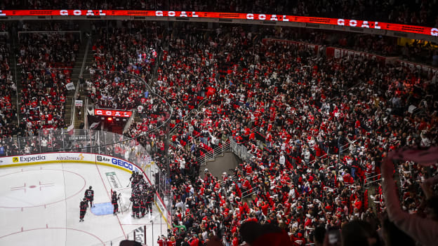 33_250429_CARvsNJD_RD1_GM5_SL2_3258