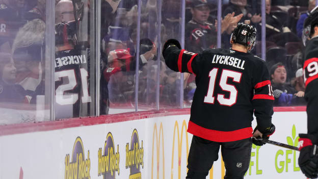 20250921 v TOR AR 044