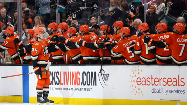 20250922_Utah_Ducks_Robinson_0341