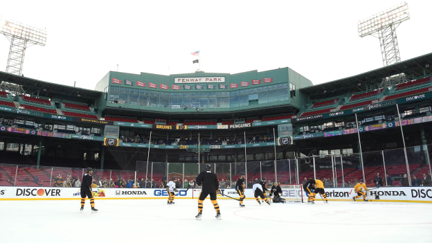 Photo Gallery: Winter Classic Practice Day