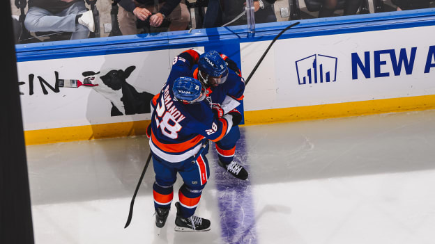 20251104_NYI_BOS_GOAL_DUCLAIR-1