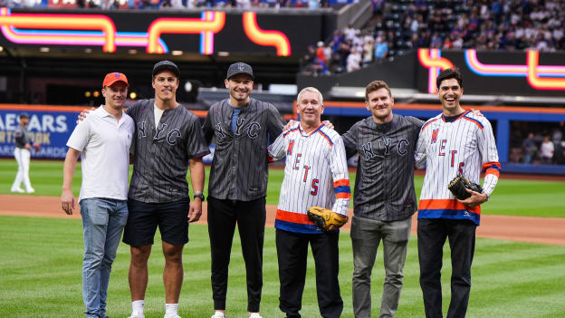 PHOTOS: Anders Lee Throws First Pitch at Mets Game