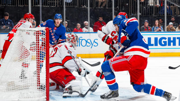 Carolina Hurricanes v New York Rangers