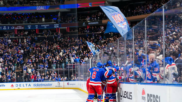 Colorado Avalanche v New York Rangers