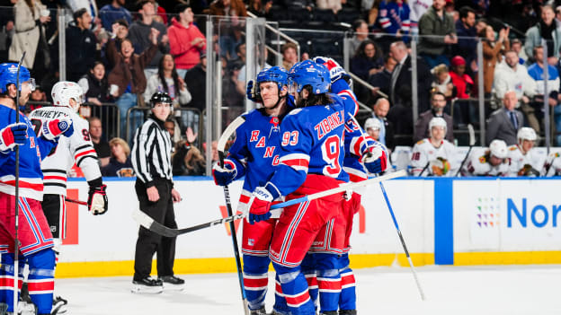 Chicago Blackhawks v New York Rangers