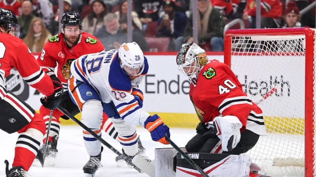 Edmonton Oilers v Chicago Blackhawks