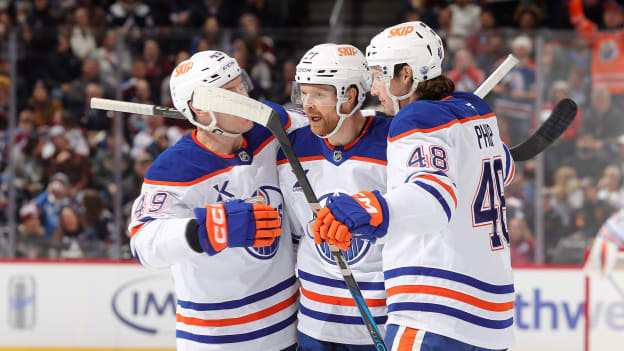 Edmonton Oilers v Colorado Avalanche