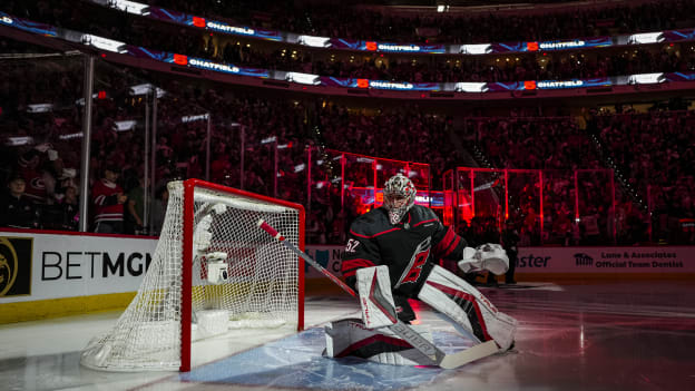 10_250429_CARvsNJD_RD1_GM5_JL207878