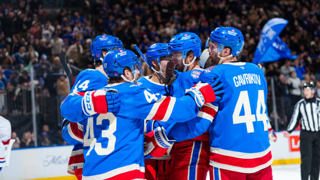 Montreal Canadiens v New York Rangers