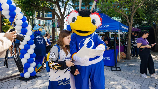 260328-ThunderBug-Birthday-039