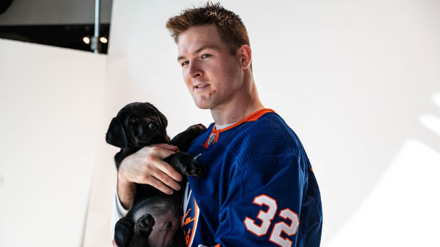 2023 Pucks and Paws Calendar Photo Shoot