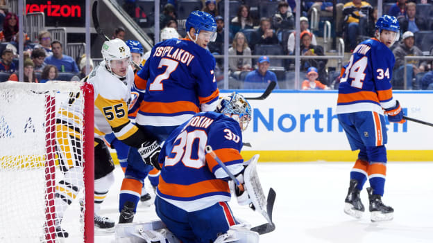 UBS Postgame Photos: Islanders 4, Penguins 3 SO