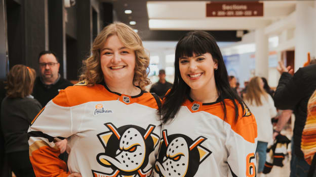 f3bc10bc-497a-40a5-984b-4ef86c4bda3cDucks vs Blues_03.08.26_N Busch_ nicolebusch_01352