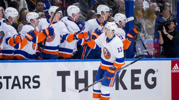 UBS Postgame Photos: Islanders 3, Maple Leafs 2