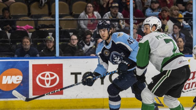 Calder Cup Playoffs Game One: Stars vs. Ads