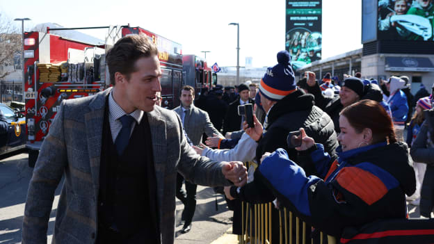 PHOTOS: Islanders Stadium Series