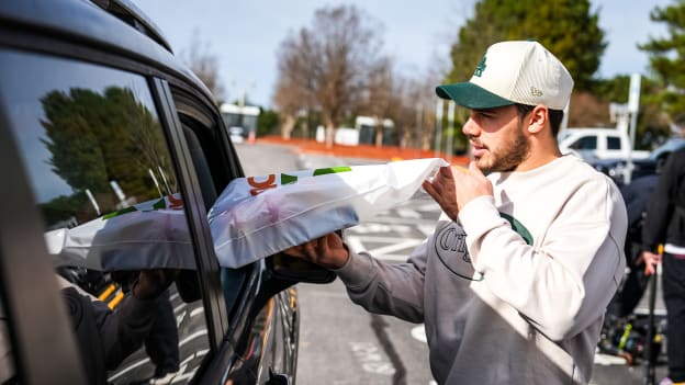 251125_Community_Marketing_Turkey_Distribution_JL204719