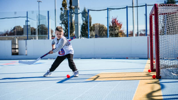 PHOTOS: Military Children Try Hockey For Free