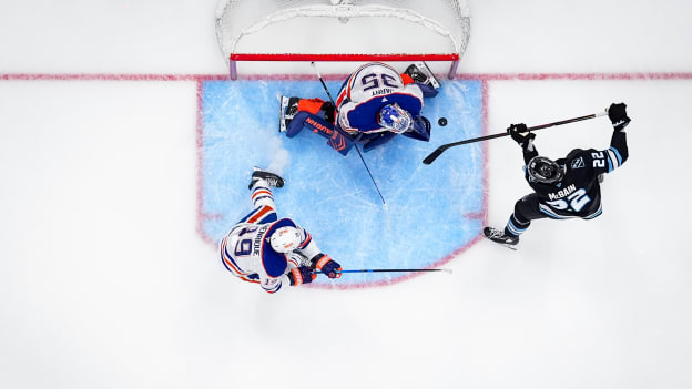 Edmonton Oilers v Utah Mammoth