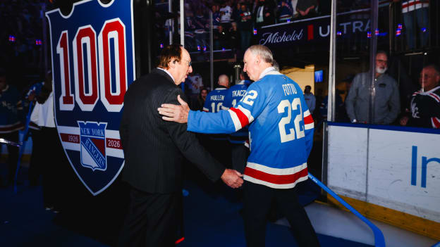 MF_NYR_121325_MF2_1943