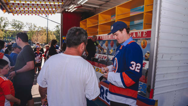 20250928_ISLES_BBQ_FINAL-87