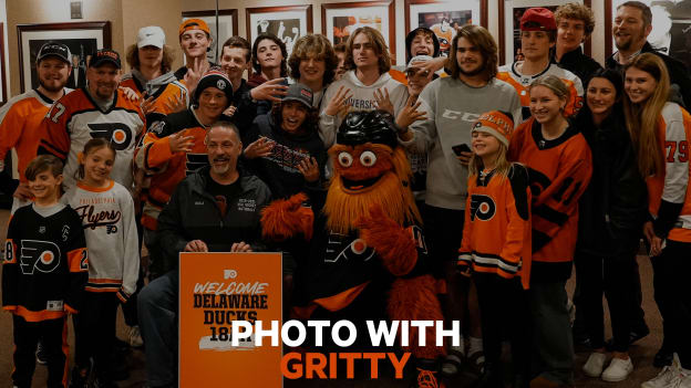 Photo With Gritty