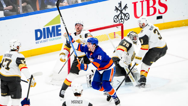 20251209_NYI_VGK_GATCOMB-1