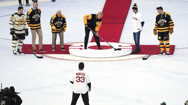 Photos: Pregame at the 2023 Winter Classic