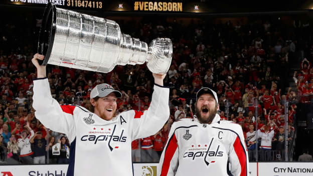Backstrom_Ovechkin_raise_Cup